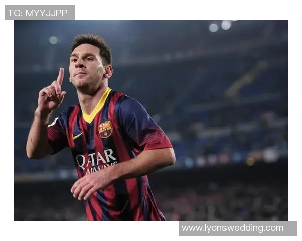 足球明星经典动作手势图片集锦展现球场魅力与激情瞬间